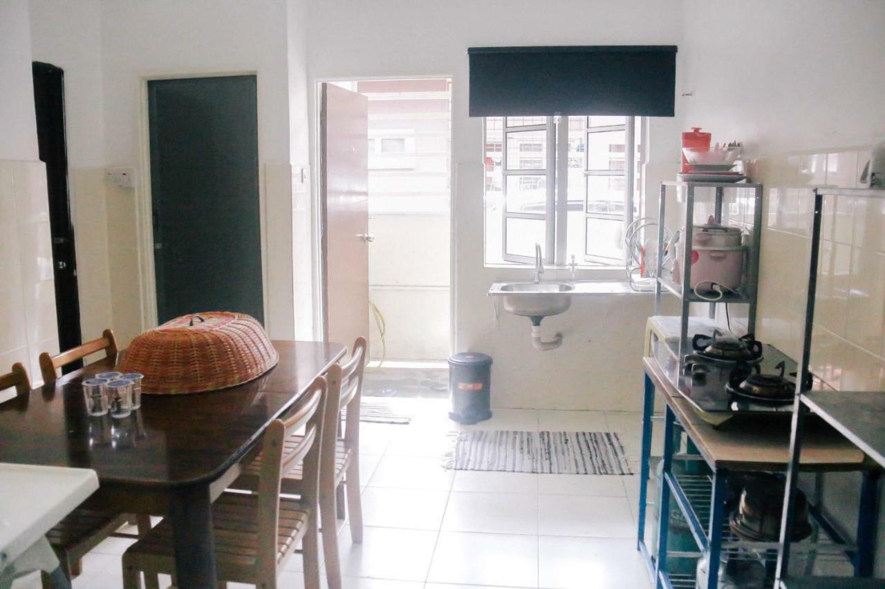 Thedaun Homestay Seri Iskandar, Perak Exteriör bild